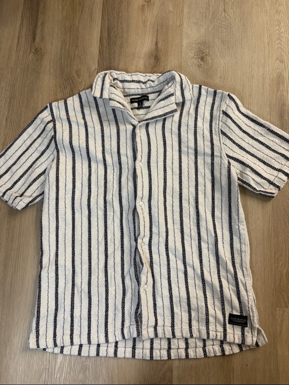 Silver Jeans Co. Men’s Textured Stripe Short Sleeve Button Down – Large summer